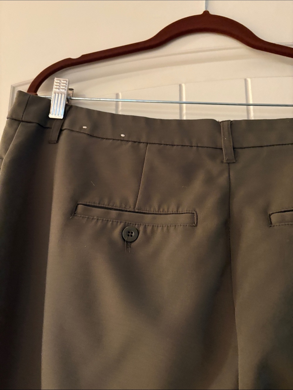 Christopher & Banks Olive Straight-Leg Trousers slimming flattering - Picture 5 of 6